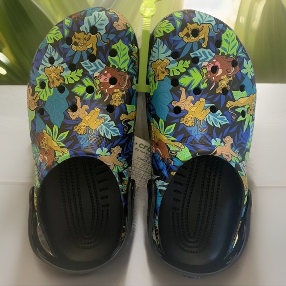 Disney‎ Parks 2024 Lion King Clogs Crocs W 7 M 5 Adult Timon Pumba Simba NEW